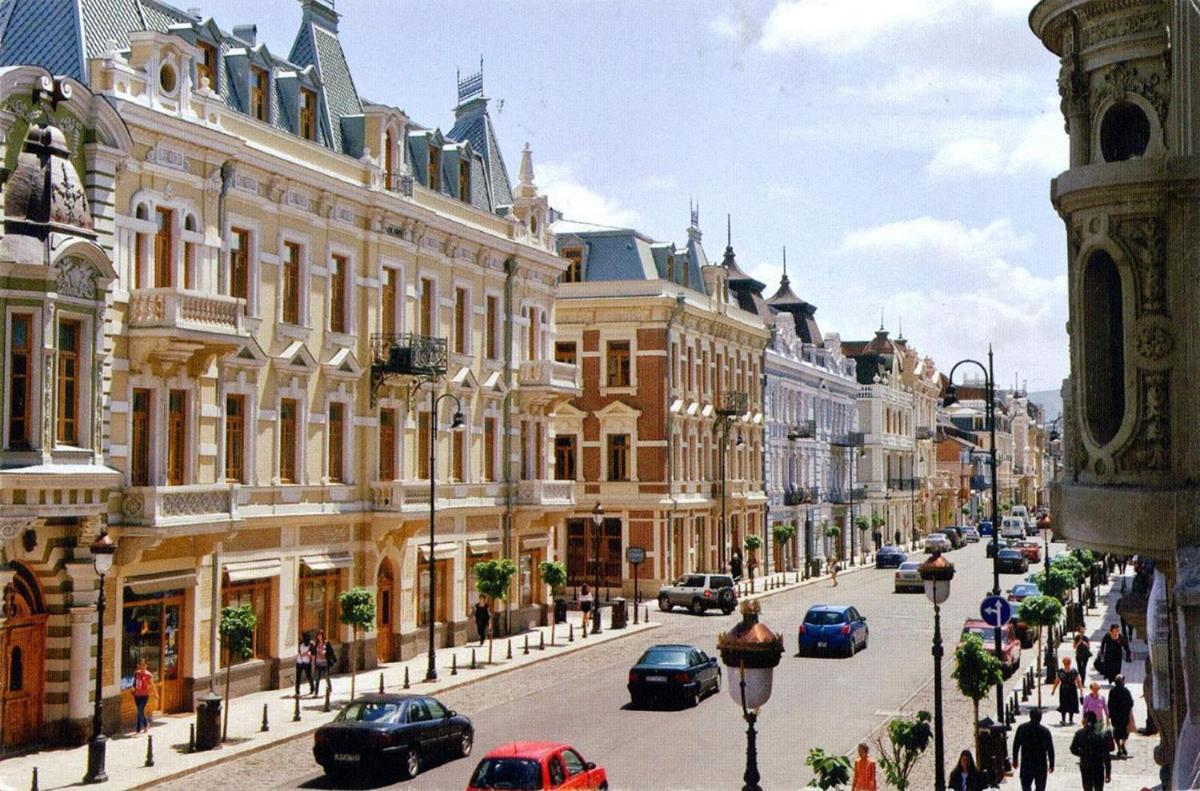 Hotel Twenties Tbilisi - Stay & Dine Kültér fotó